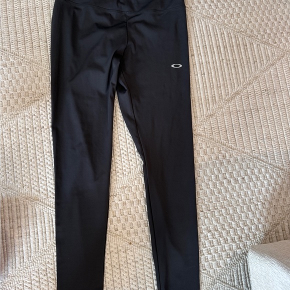 Women’s Oakley leggings - Picture 1 of 3